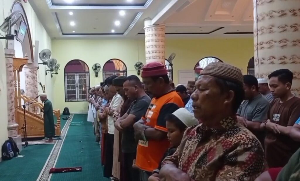 kebersamaan mesjid tibawa 3